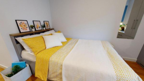 For Students Only Ensuite Bedrooms at Collingwood in Newcastle